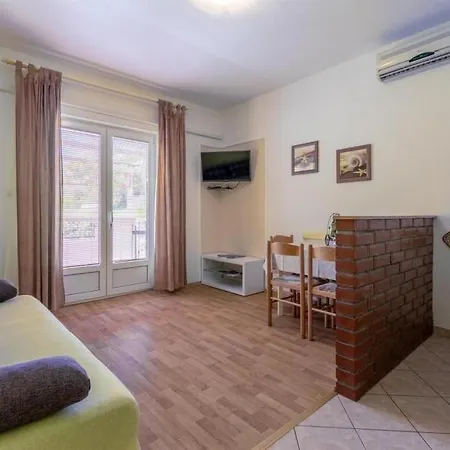 With Parking Space Lopar, Rab - 18388 Appartamento