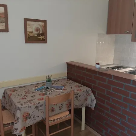 Appartamento With Parking Space Lopar, Rab - 18388